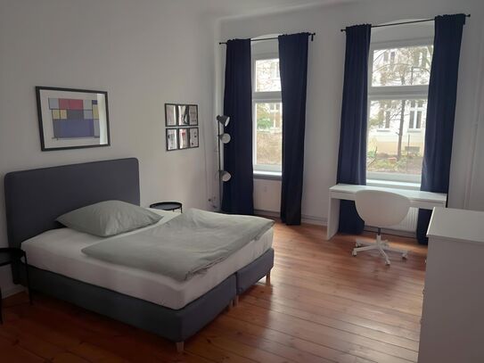 Geräumiges Zimmer im Berliner Bezirk Pankow