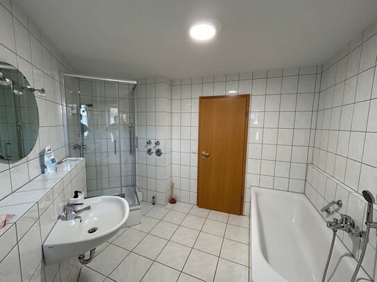 Fantastic apartment with Balcony in Duisburg Grossenbaum