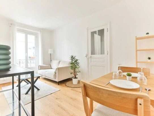 Lovely one bedroom flat near Sacré Coeur