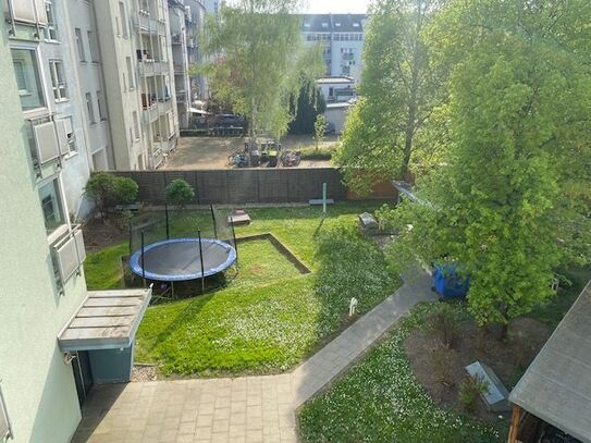 100 qm zum Wohlfühlen Nähe Lindenauer-Hafen mit großem Balkon