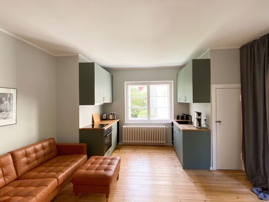 Fashionable, lovely 3 Bed rooms Appartement