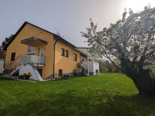 4 ZW mit Terrasse, Garten & Garage - All Inklusive (Wifi, Strom, Elektrogeräte)