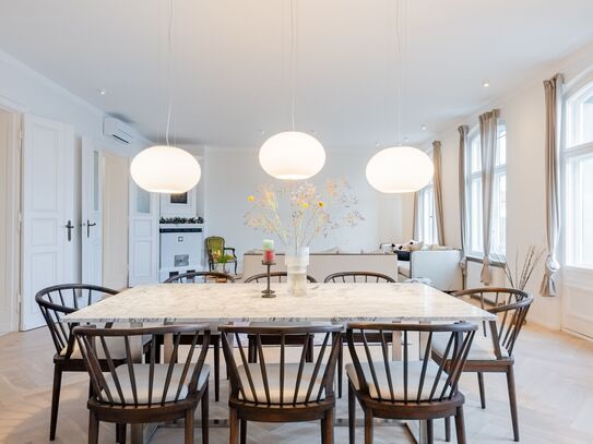 Luxurious, spacious apartment in the heart of Charlottenburg