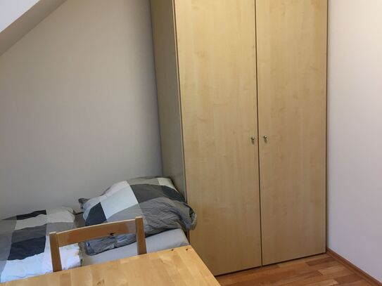 Cute, spacious studio in excellent location (München)