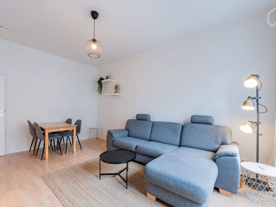 Bright and central loft close to the Kurfürstendamm, Berlin - Amsterdam Apartments for Rent