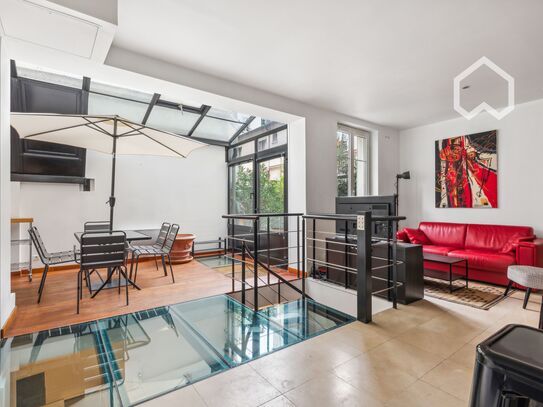 Paris 17th, 80 m² architect-designed loft with private garden