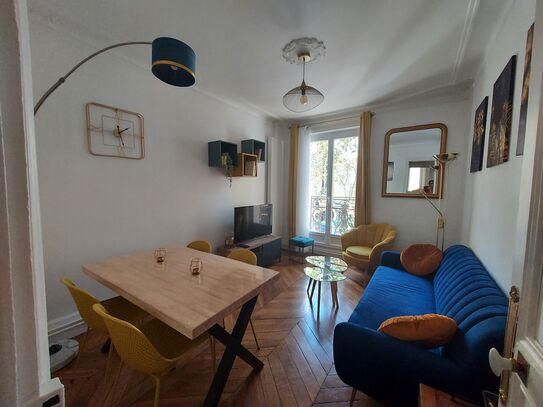 2 Bedroom flat close to Montmartre