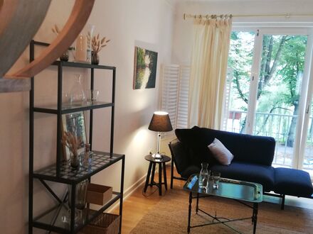 Modische Wohnung mit Wasserblick in Hamburg-Nord (Hamburg) | Lovely suite in Hamburg-Nord (Hamburg)