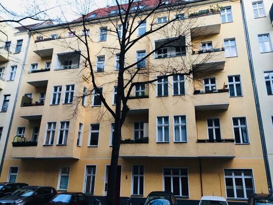 Spacious, quiet and fully furbished flat in Charlottenburg, Berlin - Amsterdam Apartments for Rent