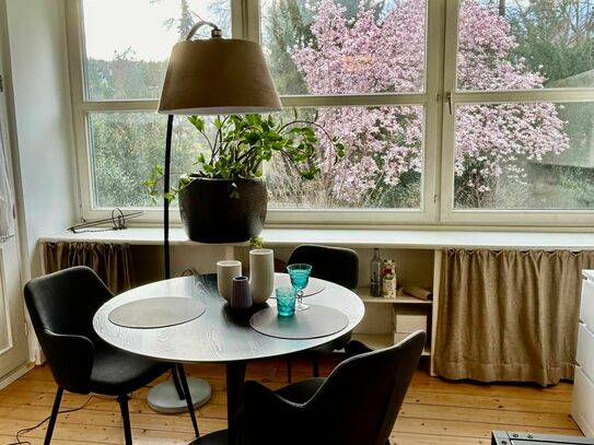 Frisch renoviertes, ruhiges Appartement in Kessenich mit Blick in den Garten, fußläufig zur Südstadt mit guter Anbindun…