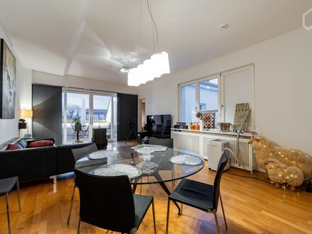 Dachgeschoss-Wohnung beim Ku'damm, Terrasse und Balkon! | Sunny Apartment with Rooftop and Balcony, near Kudamm