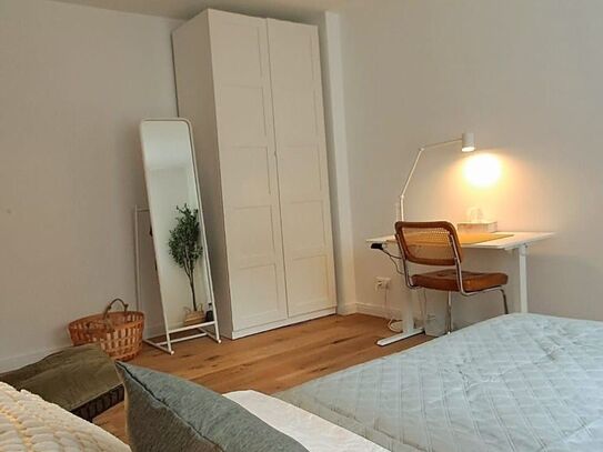 Charming & perfect private room in Neukölln