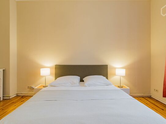 Stylish 3 room flat between Bergmannstrasse and Tempelhof Recreation Park, Berlin - Amsterdam Apartments for Rent