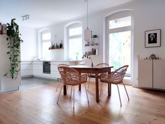 Great apartment in one of the most beautiful streets of Berlin near Mauerpark, Berlin - Amsterdam Apartments for Rent