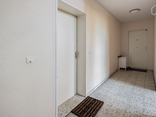 Attractive 48m² apartment recently renovated, modern furnished and lovingly decorated.