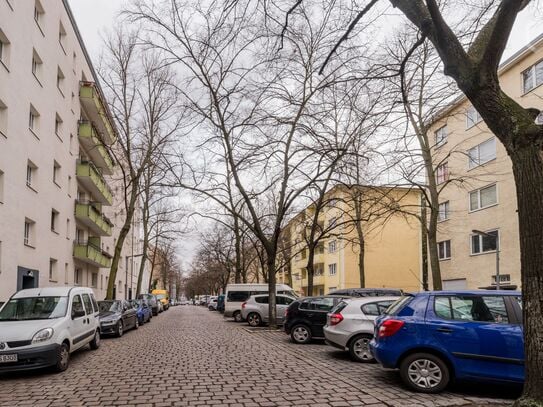 Modern 2-room apartment in Neukölln, Berlin’s trendiest neighborhood!