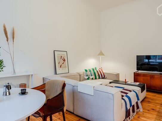 Bright Altbau: Get cozy, stylish & comfortable in Neukölln