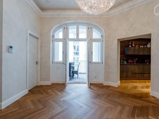 Luxury Apartment in Berlin Olivaer Platz