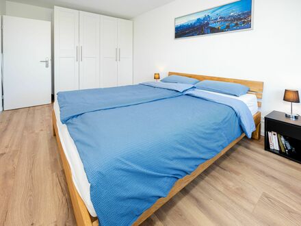 Gemütliche, moderne Wohnung auf Zeit mit Taunusblick in Steinbach | Gorgeous and bright suite with a view in Steinbach