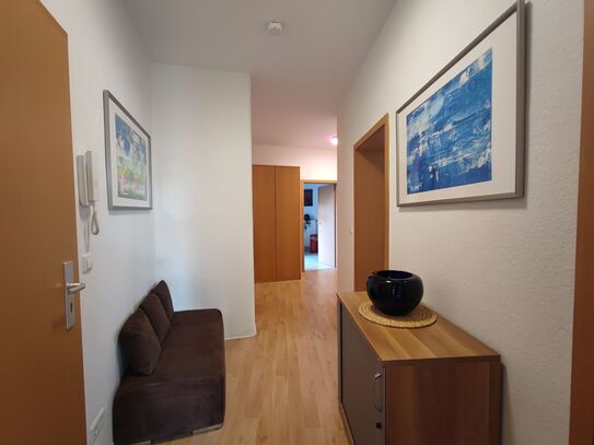 Bright and spacious 3-room apartment on Nettelbeckufer with ideal infrastructure