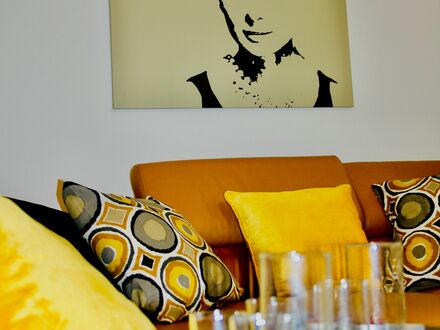 Feinstes & wunderschönes Apartment in beliebtem Viertel | Charming & perfect suite - great view!