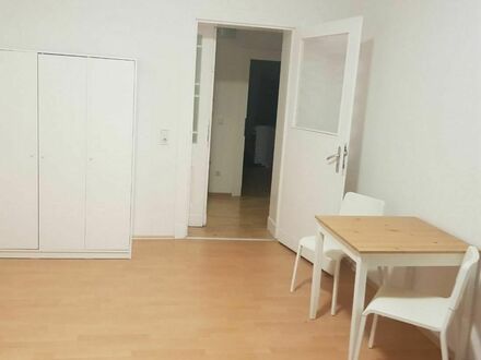 Gemütliche Wohnung mit WLAN & Waschmaschine in Halle | Cosy flat with WIFI & washing machine in Halle