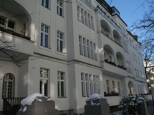 Quiet & spacious- perfectly located 2 br in Charlottenburg-Wilmersdorf, Berlin - Amsterdam Apartments for Rent