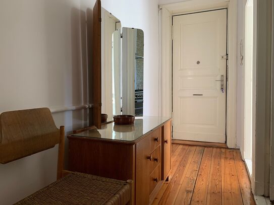 Light, quiet and beautifully furnished flat in the heart of Neukölln with balcony!