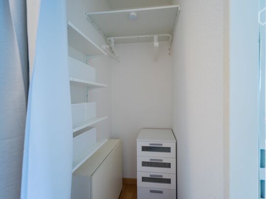Sunny and cozy Studio with balcony at the Park in Prenzlauer Berg