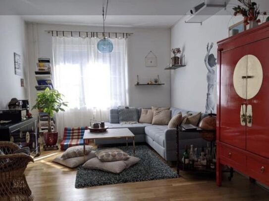 Gemütliche und schöne 2.5 Zimmer Wohnung in Berlin Friedrichshain