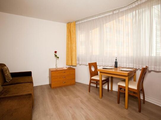 Montreuil Saint Mandé - Tranquil 1-BR apartment near Bois de Vincennes and Parc Floral