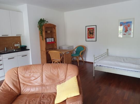 Furished apartment in the countryside, centrally located and with great connections to the center of Potsdam and Berlin…