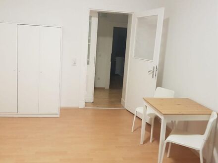 Charmantes & wunderschönes Studio Apartment in Halle (Saale) | Cosy flat with WIFI & washing machine in Halle