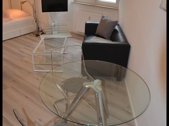 Fully furnished 32 sqm 1-room city apartment in Frankfurt-Bockenheim