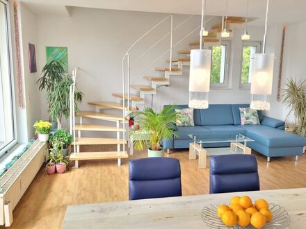 Stillvoll möblierte, große Maisonette Wohnung im Herzen Düsseldorfs | Stylishly furnished, large maisonette apartment i…