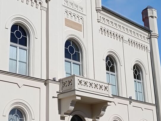 Sanierte Altbauwohnung mit 2 großen Balkonen und Blick ins Grüne