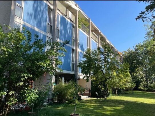 Spacious flat in Tiergarten