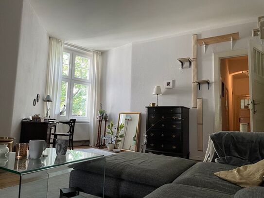 Beautiful Altbau Apartment with two balconies in Kreuzkölln, Berlin - Amsterdam Apartments for Rent