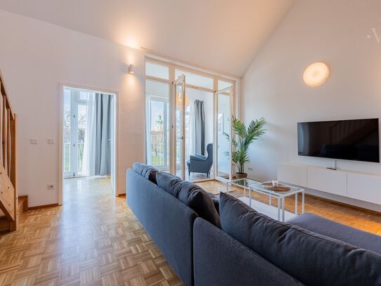 Fantastic 4-room apartment right next to Charlottenburg Palace