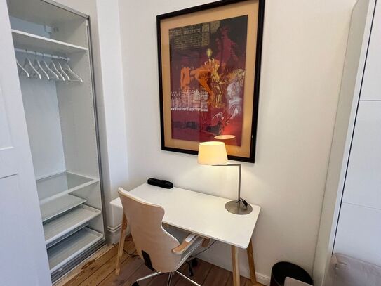 Luxury 2 BR loft in vibrant neighbourhood (Alt-Tempelhof), Berlin - Amsterdam Apartments for Rent