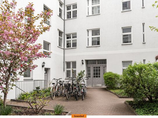 Pretty & quiet studio conveniently located in Prenzlauer Berg