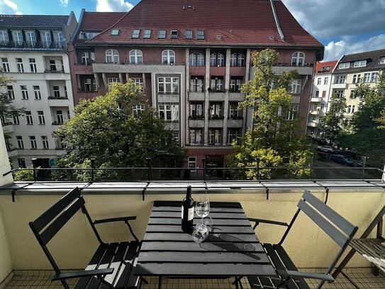 Lovely, spacious apartment in Halensee, Berlin