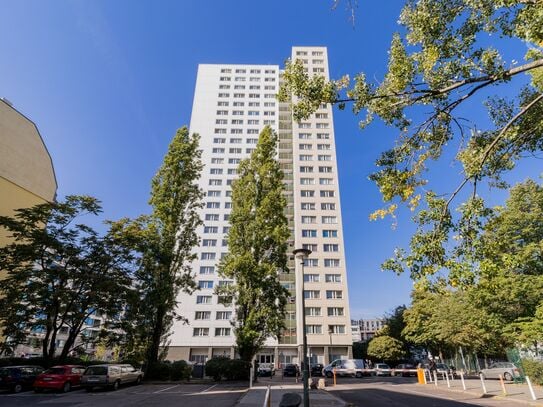 Charming 1 room apartment in the heart of Berlin Mitte - fantastic view from the 14th floor