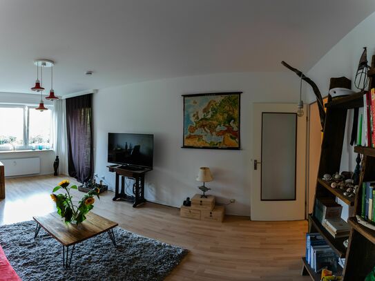 Wunderschöne, vollständig möblierte und sehr ruhig gelegene Wohnung in Ottensen
