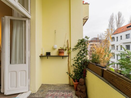 Bright, spacious 1 room apartment from the Wilhelminian period, with balcony!, Berlin - Amsterdam Apartments for Rent