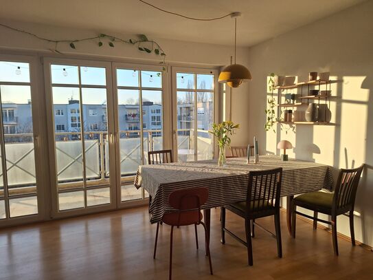 Spacious flat with balcony next to Westpark located in Munich city