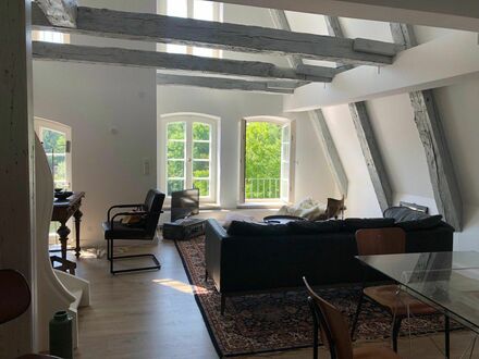 Stylisches Altstadt-Loft in bester Lage - mit 100% Traveblick