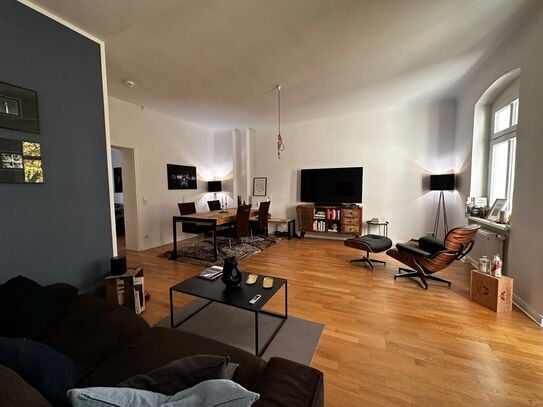 Quiet, gorgeous loft in hip and trendy district of Neukölln.