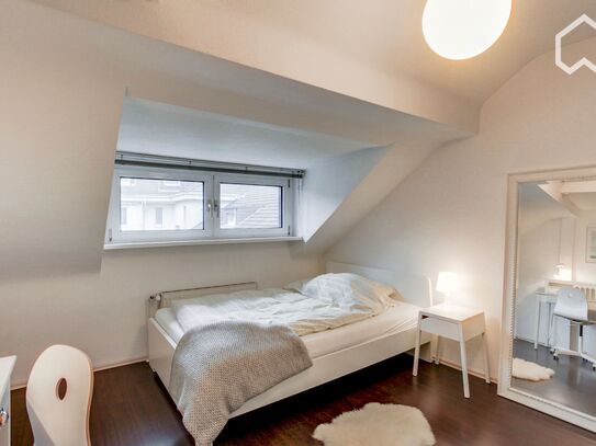 Cute smart home apartment, located in Sülz Cologne's favorite district