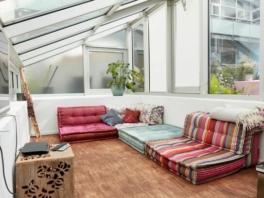 Feinste, stilvolle Wohnung mit Loftcharakter und Terrasse zwischen Schanze & Kiez
